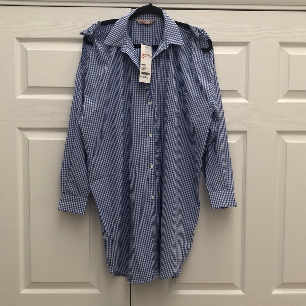 Juniors soft cotton oversized button front shirt with cold shoulder ties